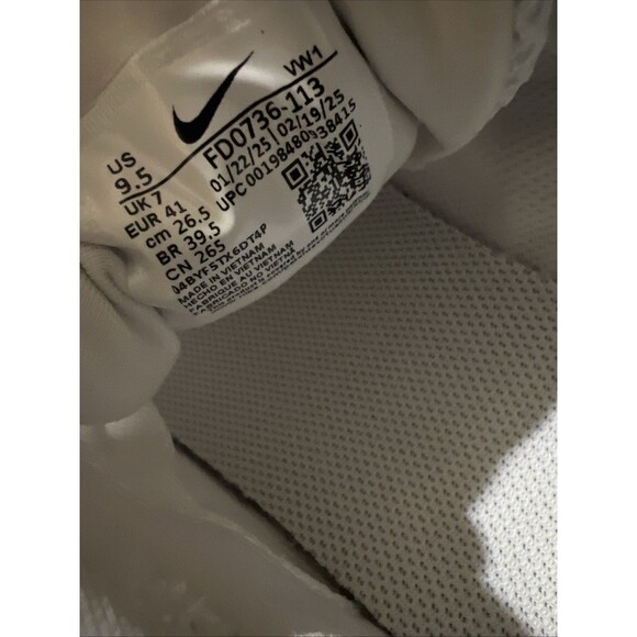 Size 9.5 Women Nike V2K Run White White Blanc/Blanc - Picture 7 of 9